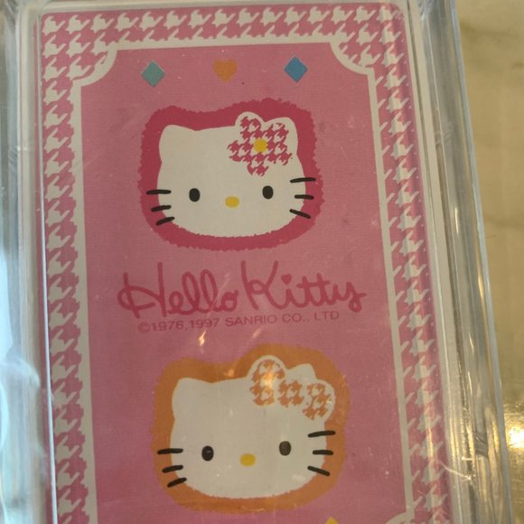 VINTAGE 1997 HELLO KITTY PLAYING CARDS UNOPENED - Picture 3 of 6